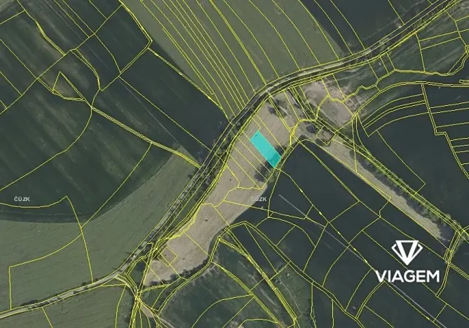 Prodej podílu pole, Oleška, 692 m2