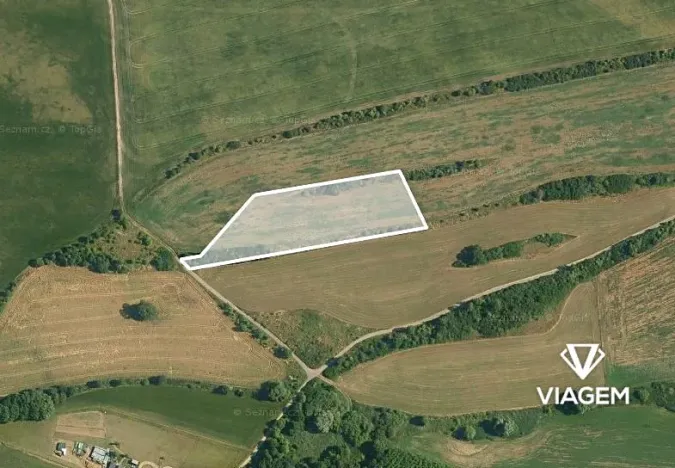 Prodej podílu pole, Chýnice, 1403 m2