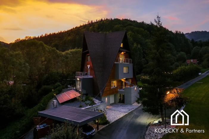 Prodej vily, Halenkov, 431 m2