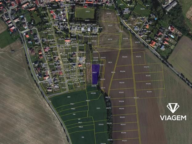 Prodej podílu pole, Křenice, 1517 m2