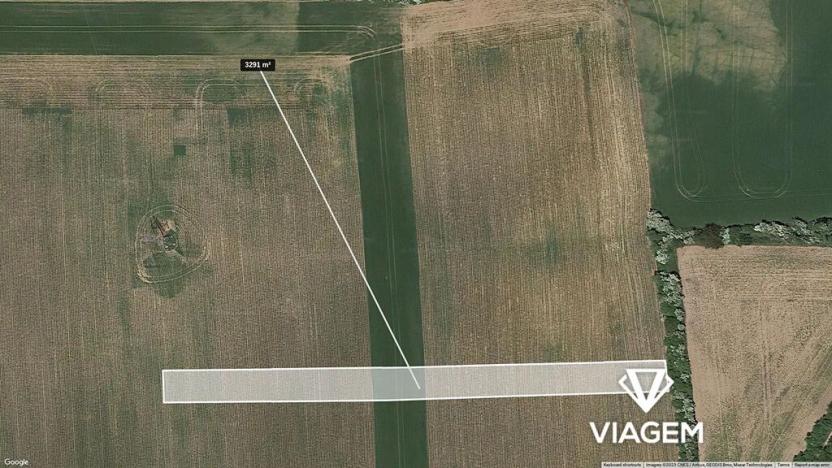 Prodej podílu pole, Ptení, 814 m2