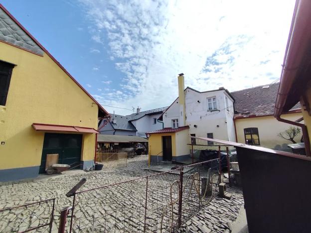 Prodej podílu rodinného domu, Heřmanův Městec, Jarkovského, 220 m2