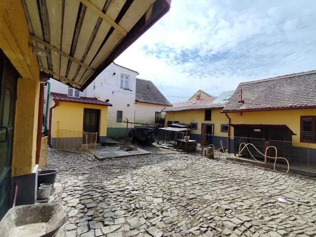 Prodej podílu rodinného domu, Heřmanův Městec, Jarkovského, 220 m2