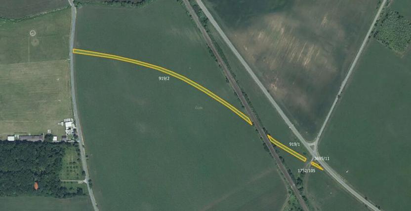 Prodej podílu pole, Břeclav, 23044 m2