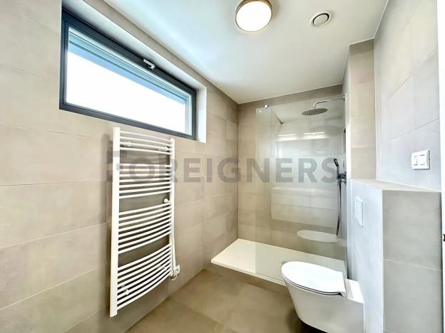 Pronájem rodinného domu, Praha, 159 m2