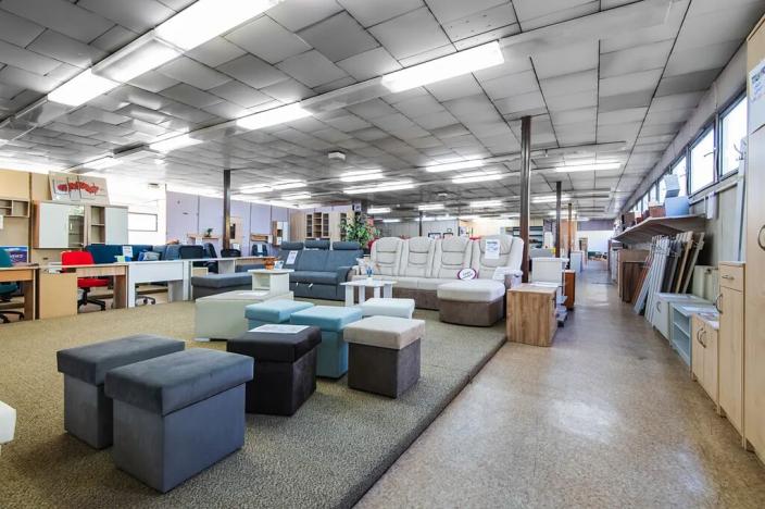 Prodej obchodního prostoru, Kolín, Sladkovského, 1465 m2