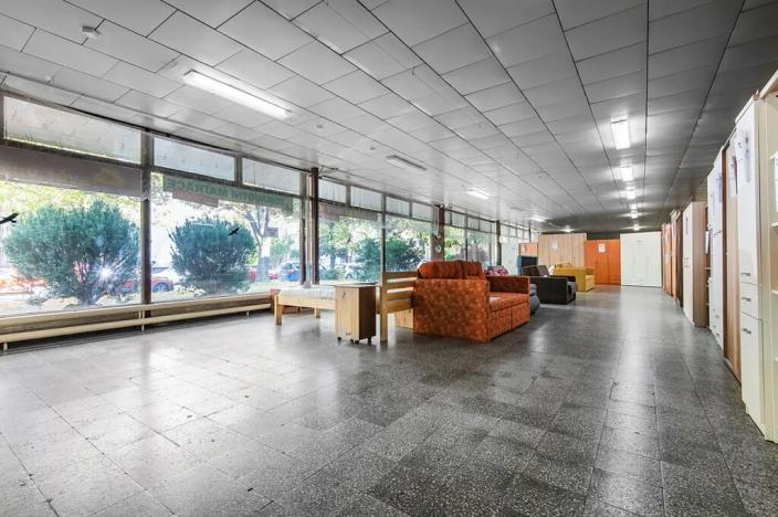Prodej obchodního prostoru, Kolín, Sladkovského, 1465 m2
