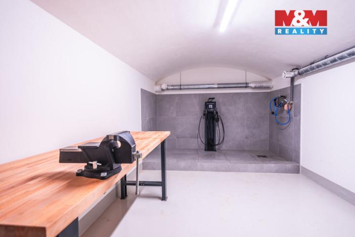 Pronájem bytu 1+kk, Praha - Holešovice, U průhonu, 35 m2