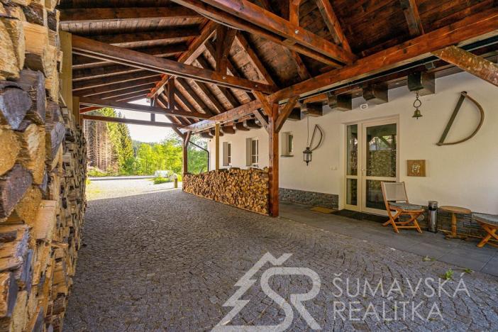 Prodej rodinného domu, Stachy, 255 m2