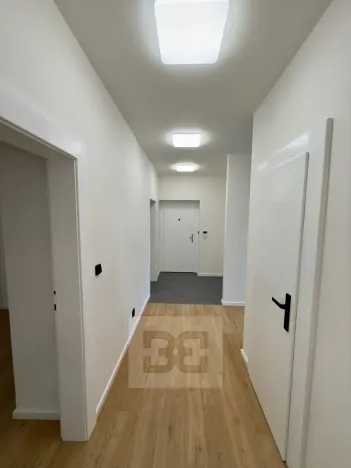 Pronájem bytu 4+1, Kladno, Čs. armády, 100 m2