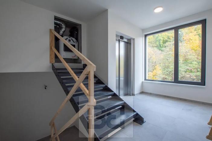 Pronájem bytu 3+kk, Praha - Libeň, Na Okrouhlíku, 74 m2