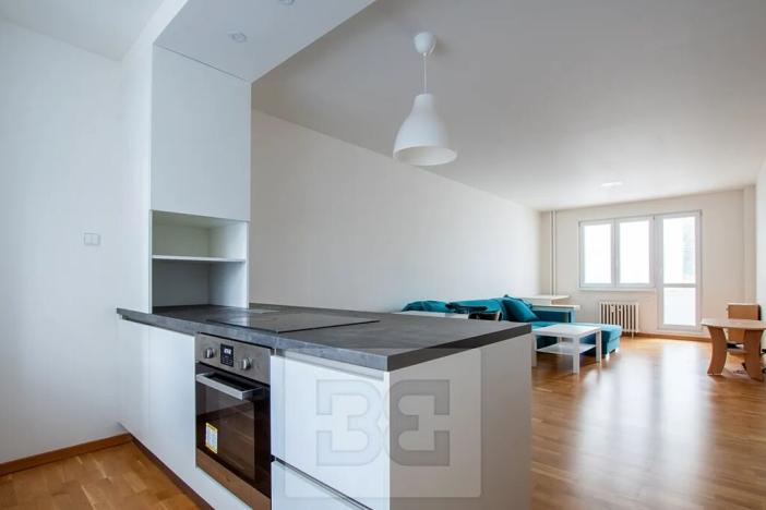 Pronájem bytu 2+kk, Praha - Strašnice, Vrbčanská, 52 m2