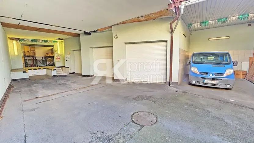 Prodej komerční nemovitosti, Opava, Slezská, 1385 m2