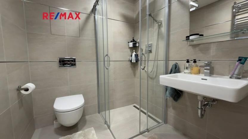 Pronájem bytu 2+kk, Praha - Žižkov, Malešická, 53 m2