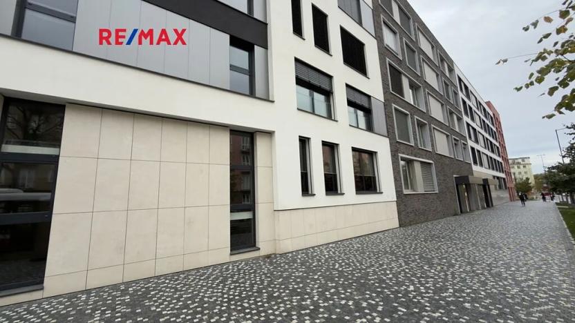 Pronájem bytu 2+kk, Praha - Žižkov, Malešická, 53 m2