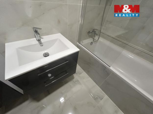 Pronájem bytu 3+1, Ústí nad Labem - Bukov, Vinařská, 70 m2