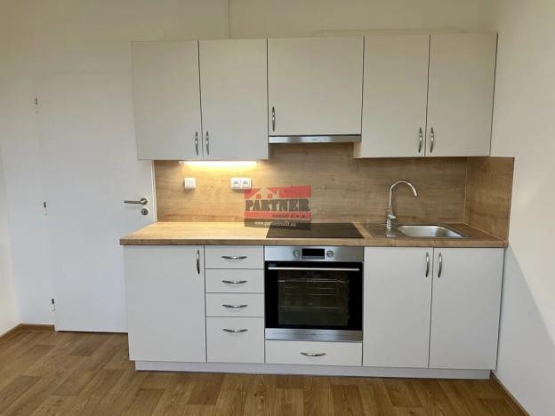 Pronájem bytu 1+1, Planá nad Lužnicí, Průmyslová, 39 m2