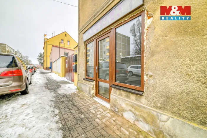 Pronájem obchodního prostoru, Mariánské Lázně, Husova, 22 m2