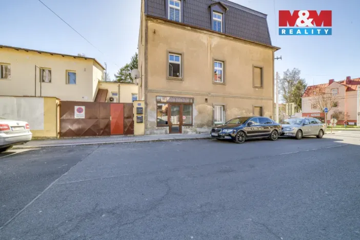 Pronájem obchodního prostoru, Mariánské Lázně, Husova, 22 m2