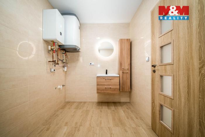 Prodej bytu 1+kk, Rožďalovice, Náměstí, 32 m2