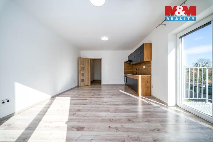 Prodej bytu 1+kk, Rožďalovice, Náměstí, 32 m2