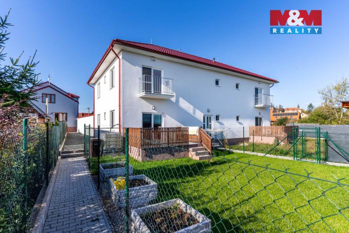 Prodej bytu 1+kk, Rožďalovice, Náměstí, 32 m2