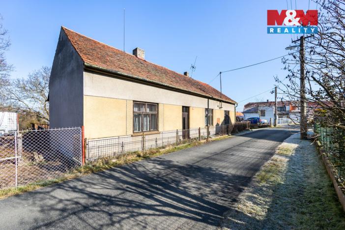 Prodej rodinného domu, Běštín, 285 m2