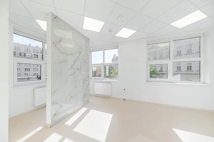 Pronájem ordinace, Praha - Libeň, Chlumčanského, 25 m2