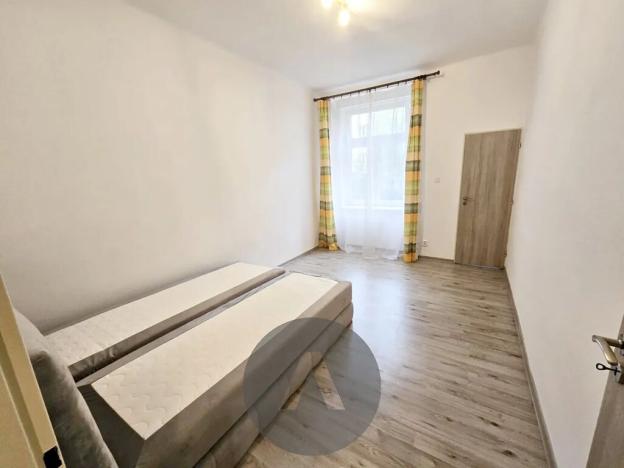 Pronájem bytu 2+1, Praha - Vršovice, Slovinská, 47 m2