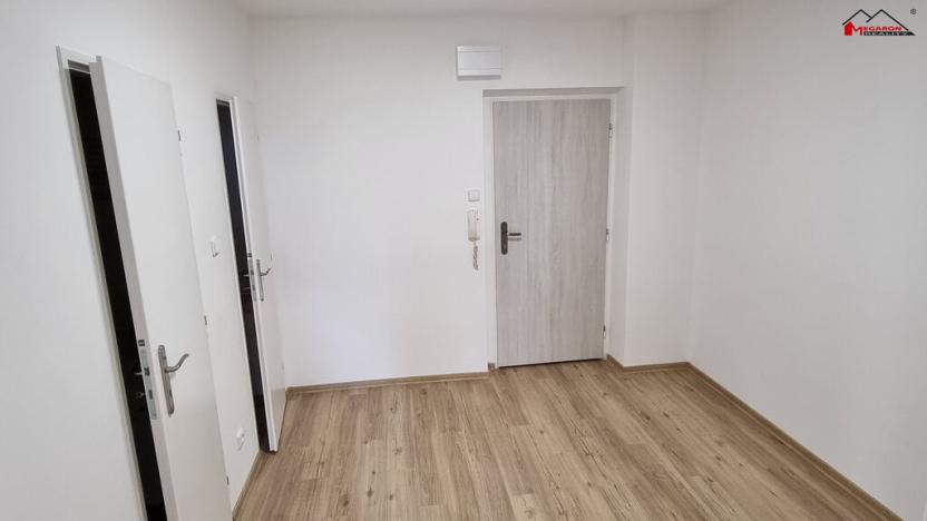 Pronájem bytu 1+1, Břeclav, U Jánského dvora, 46 m2