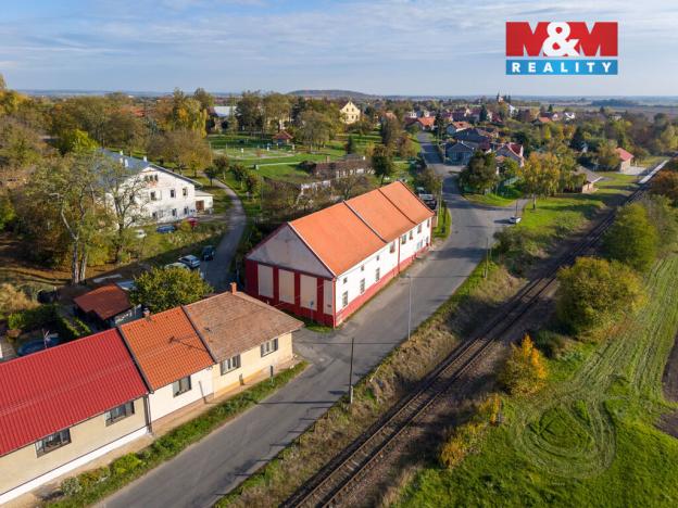 Prodej kanceláře, Oskořínek, Družstevní, 850 m2