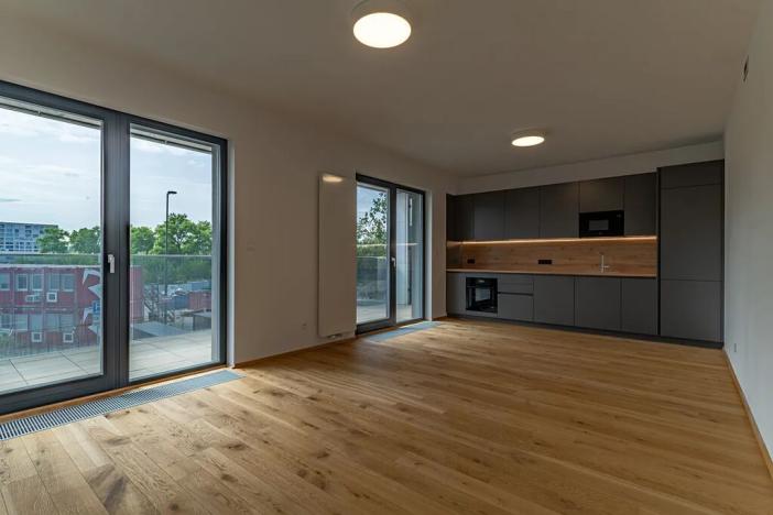 Pronájem bytu 2+kk, Praha - Karlín, Sokolova, 62 m2