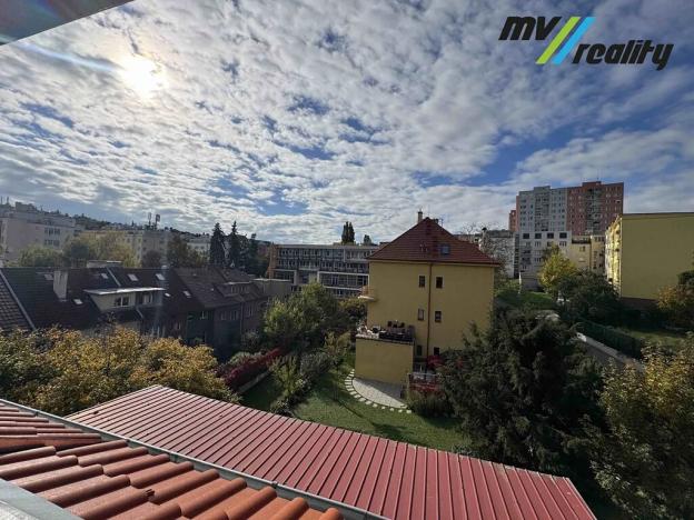 Pronájem bytu 2+kk, Praha - Břevnov, Cvičebná, 32 m2