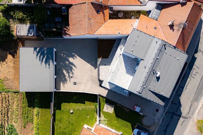 Prodej rodinného domu, Nebovidy, 359 m2