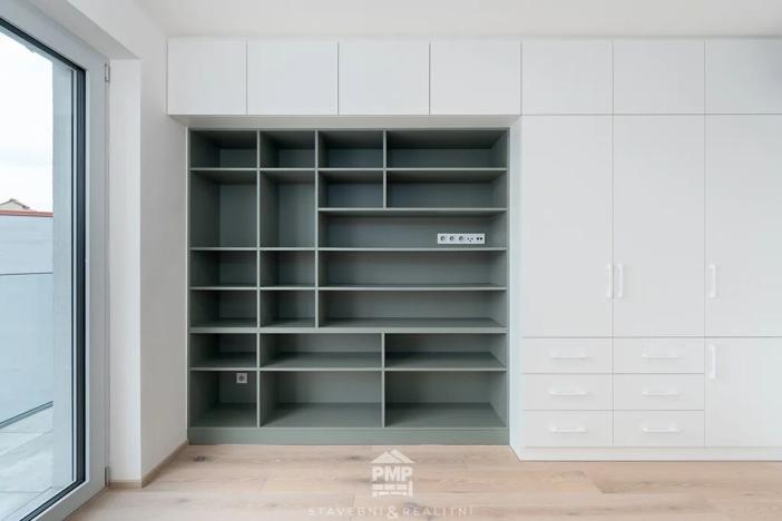 Prodej rodinného domu, Nebovidy, 359 m2