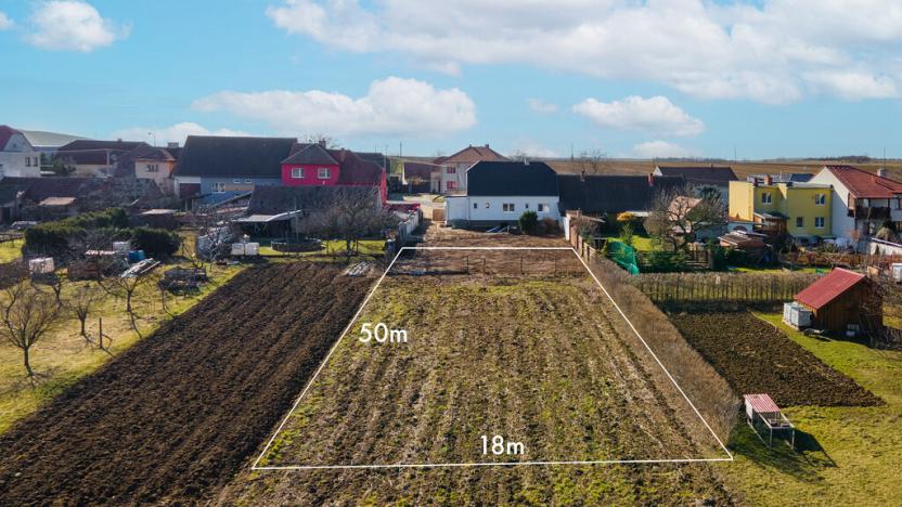 Prodej pozemku, Moravský Krumlov - Rakšice, Družstevní, 916 m2