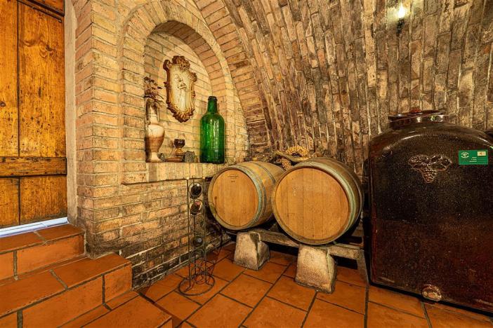 Prodej komerční, Velké Bílovice, 508 m2