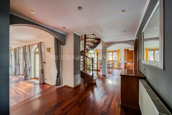 Prodej rodinného domu, Klínec, 345 m2