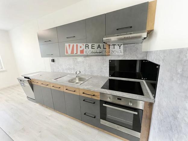 Pronájem bytu 4+1, Brno, Bzenecká, 85 m2