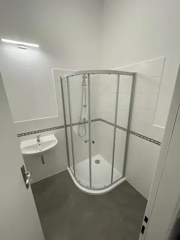 Pronájem obchodního prostoru, Praha - Horní Počernice, Bystrá, 329 m2