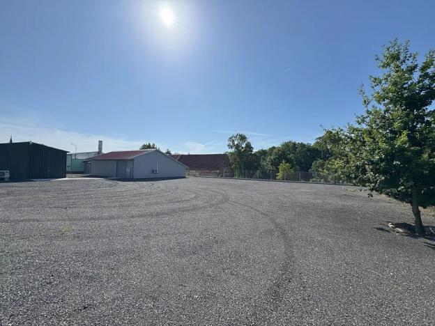 Pronájem komerčního pozemku, Malotice, 600 m2