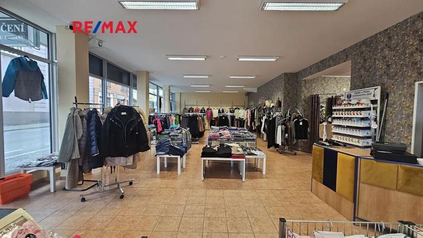 Pronájem obchodního prostoru, Kolín, Pražská, 204 m2