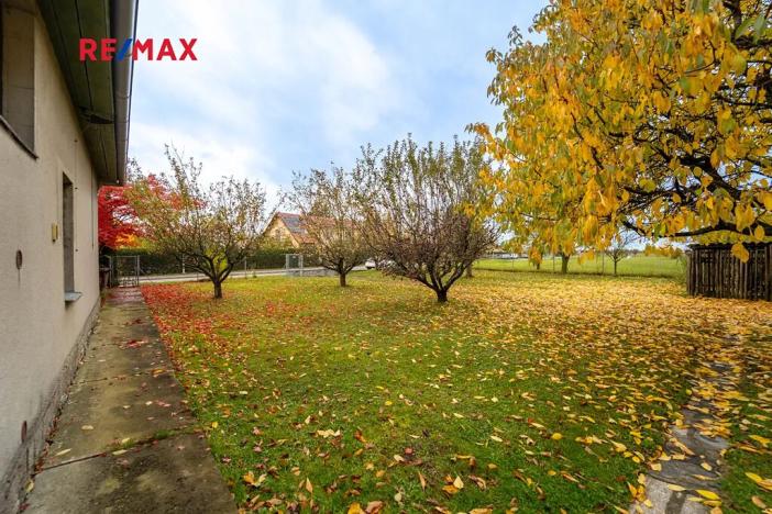 Prodej rodinného domu, Vlkaneč, 190 m2