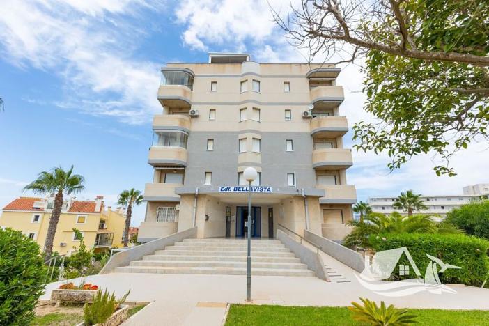 Prodej bytu 3+kk, Torrevieja, Španělsko, 45 m2