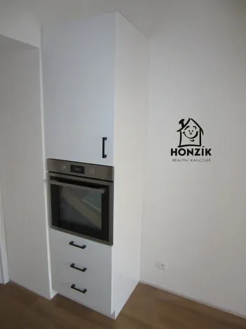 Pronájem bytu 2+kk, Praha - Nusle, Sdružení, 54 m2