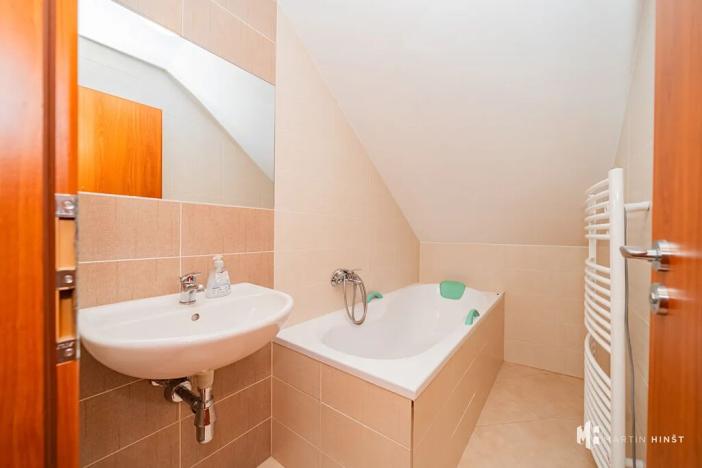 Pronájem bytu 2+kk, Zlonín, Hlavní, 50 m2