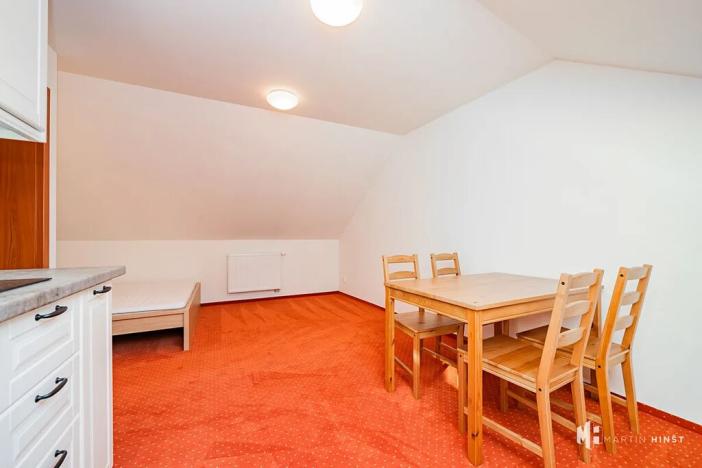 Pronájem bytu 2+kk, Zlonín, Hlavní, 50 m2