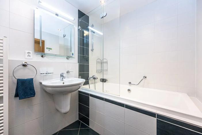 Pronájem bytu 2+kk, Praha - Stodůlky, Švejcarovo náměstí, 57 m2