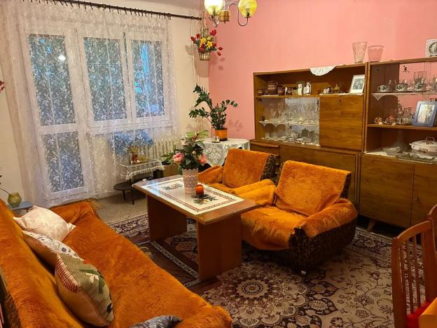 Prodej bytu 2+1, Karviná, tř. Těreškovové, 56 m2