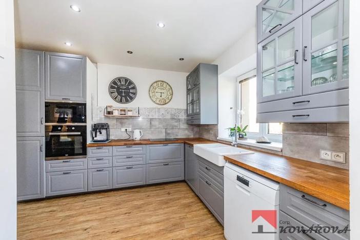 Prodej rodinného domu, Černuc, 126 m2